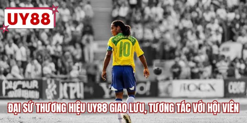 Đại sứ thương hiệu UY88 giao lưu, tương tác với hội viên